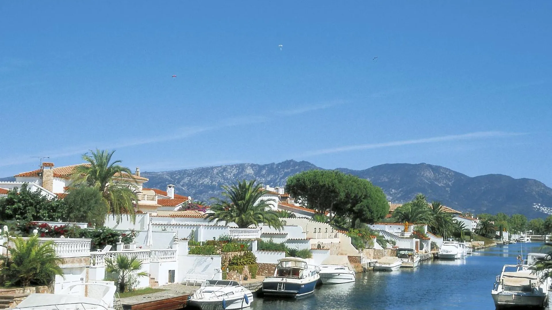 Holiday Home Mon Petit Paradis By Interhome Empuriabrava