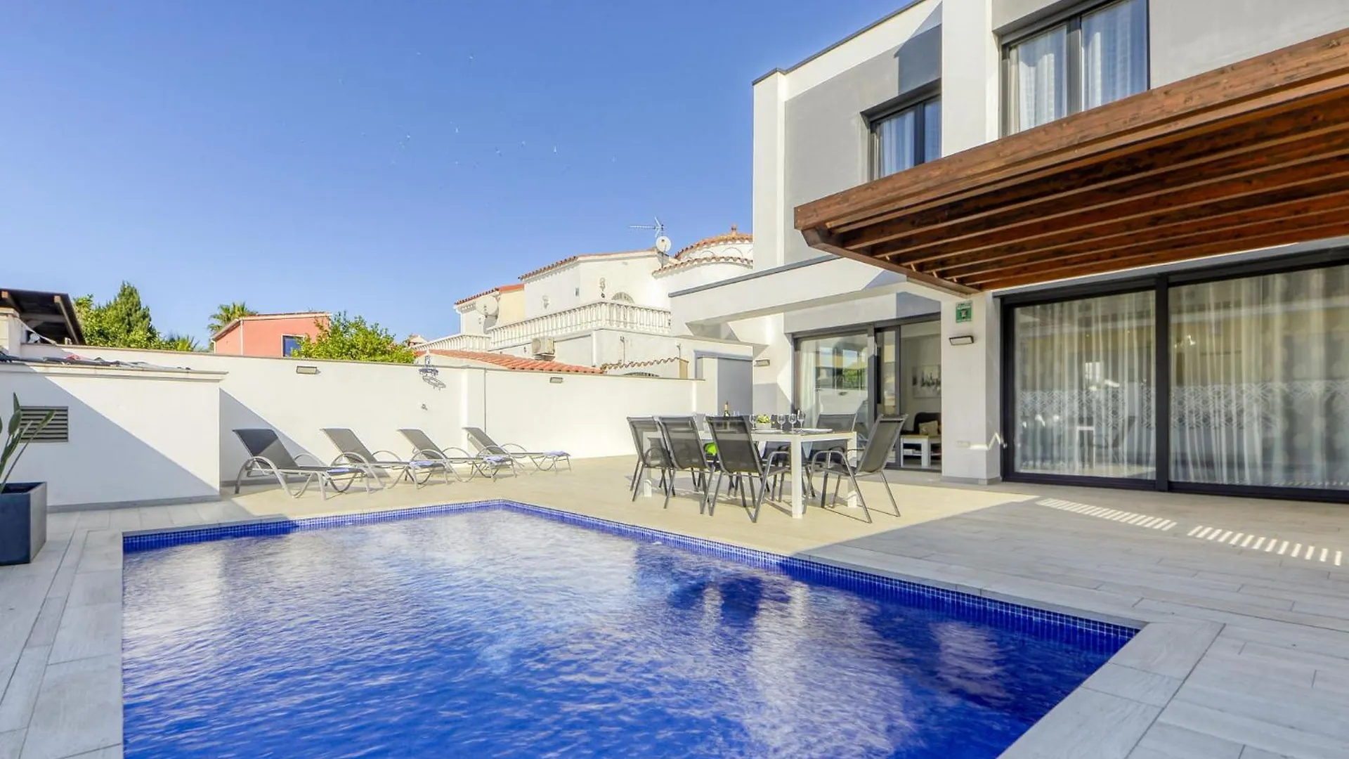 Holiday Home Mon Petit Paradis By Interhome Empuriabrava 0*,